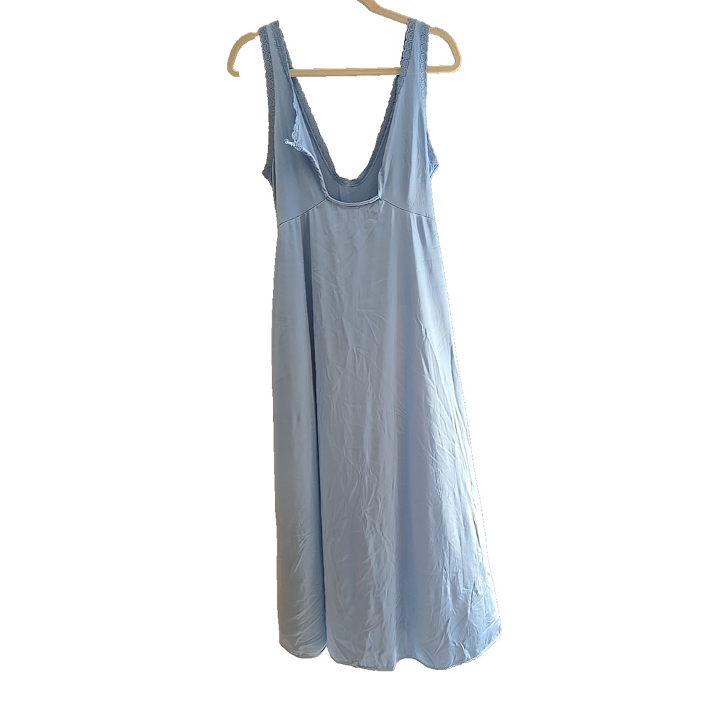 Vintage Vanity Fair Blue V-Neck Sleeveless Sleepwear Nightgown Womans Size 36